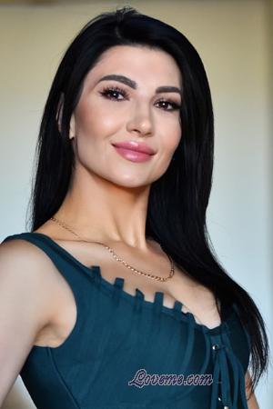 225257 - Yuliia Age: 47 - Ukraine