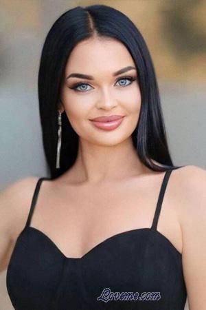 225395 - Viktoriia Age: 33 - Ukraine