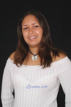 70270 - Paula Age: 25 - Colombia
