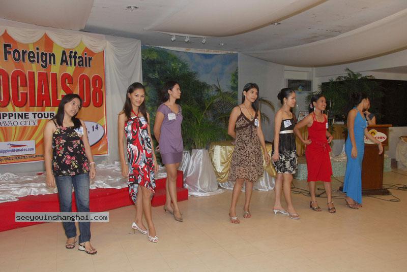 Philippines-women-5717