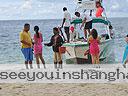 cartagena-women-boat-1104-46